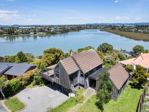 183 West Harbour Drive, West Harbour