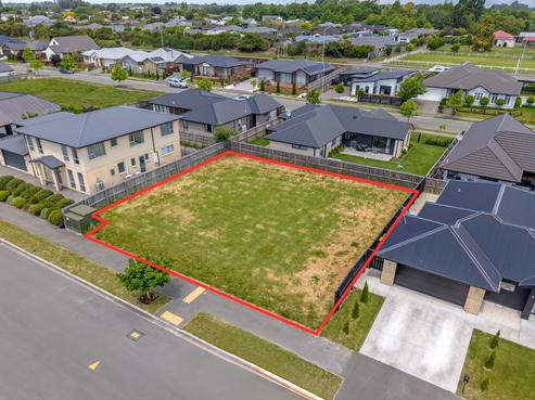12 Eminence Drive, Northwood