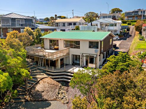 992 Whangaparaoa Road, Manly