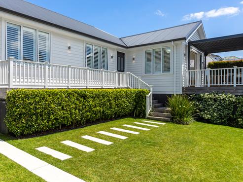 104A Kiwi Road, Point Chevalier
