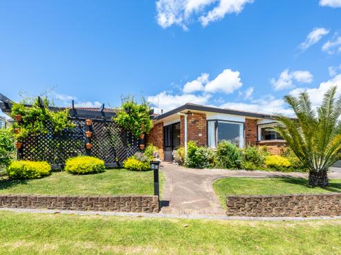 4A Esme Place, Matua