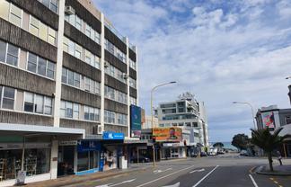 Devon Centre Office Suite For Lease