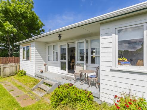 26 Francis Road, Paraparaumu Beach