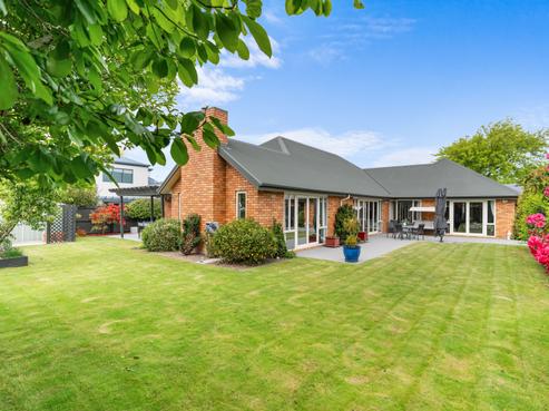 12 Chesterfield Mews, Russley