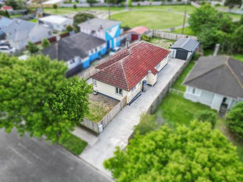 17 Chapman Crescent, Naenae