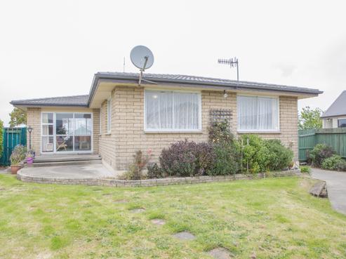 62 Arundel Crescent, Strathern