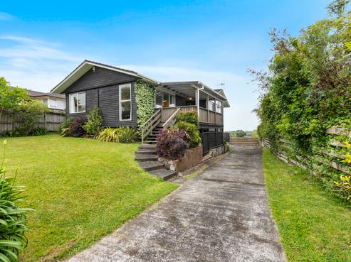 10 Tisdall Crescent, Saint Johns