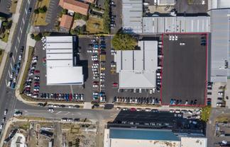 Prime hardstand Central Park yard