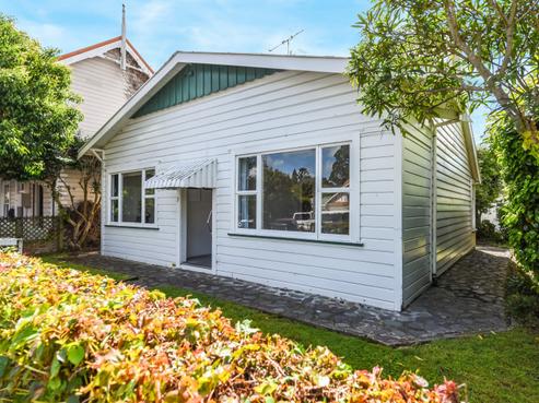 7 Shelbourne Street, Nelson City