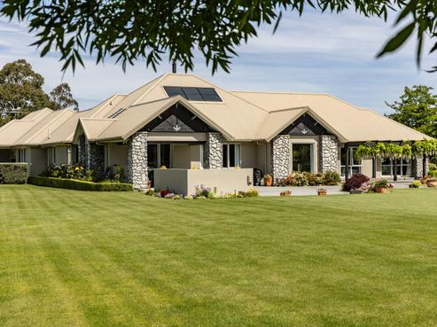 46 Dalziels Road, Fernside
