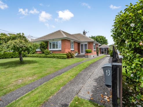 13 Craig Grove, Elderslea