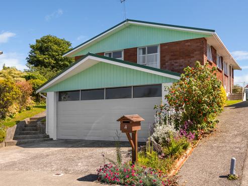 4 Tybalt Street, Stratford