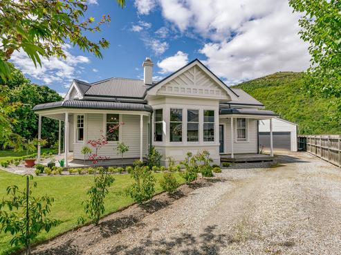 6 Innes Place, Arrowtown