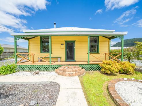 9 King Street, Hikurangi