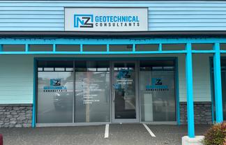 Fantastic Retail/Office Opportunity