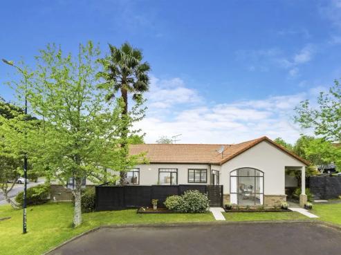 1 Pepperdine Place, Albany