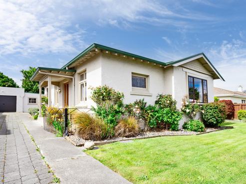 379 Yarrow Street, Glengarry