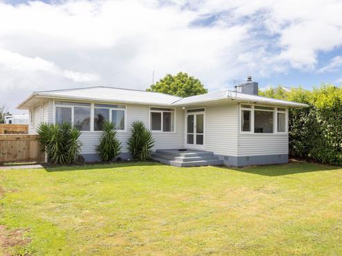 21 York Street, Dannevirke