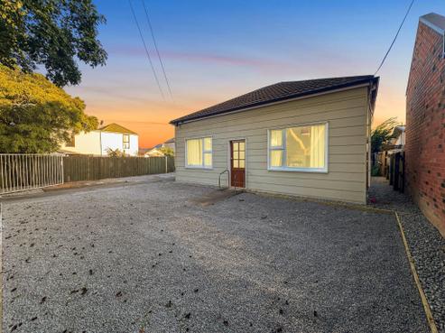 92 Poulson Street, Addington