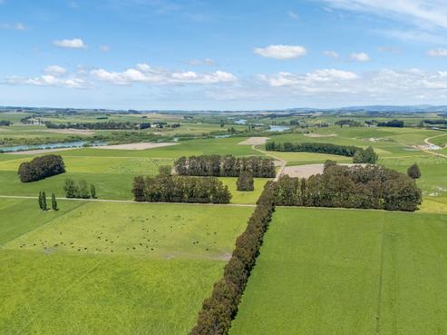 246 Clutha River Road, Greenfield