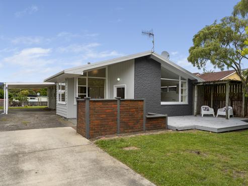 22 Callender Terrace, Paraparaumu Beach