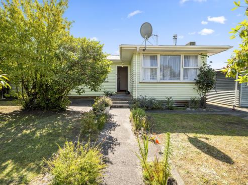 14 Rangipoia Place, Turangi