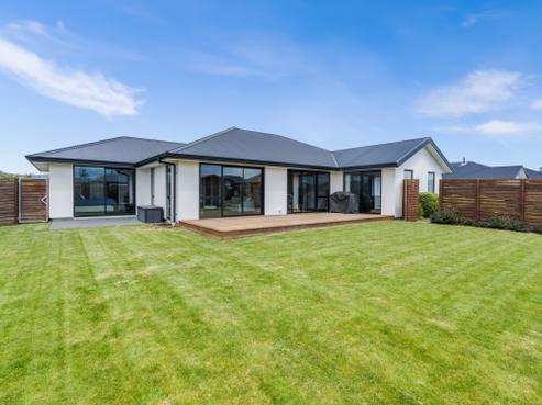 18 Bonecrusher Street, Lincoln