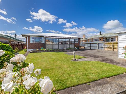 69 Winchester Street, Levin