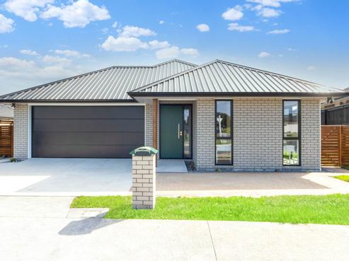 6 Te Paahi Avenue, Waiuku