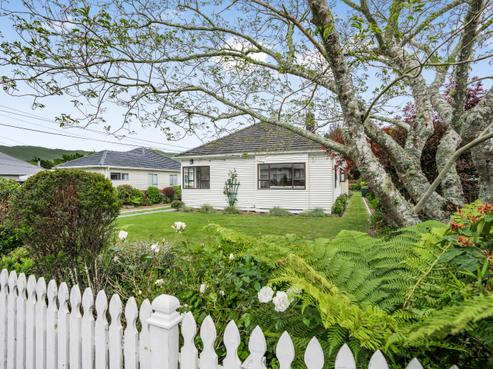 9 Poole Crescent, Wainuiomata