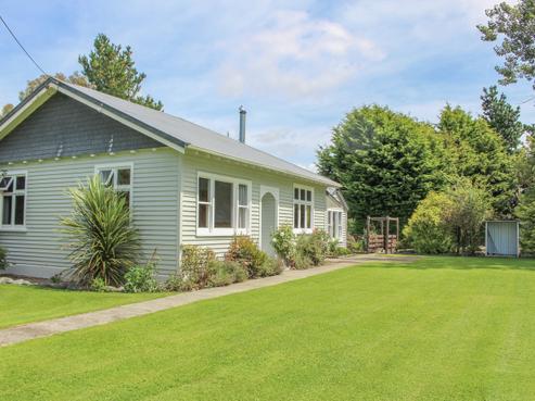 17 Hekeao Road, Mayfield