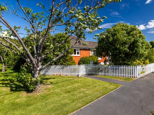 24 Hillsborough Terrace, Hillsborough