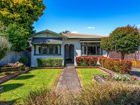 27 Thomson Street, West End