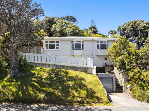 105 Volga Street, Island Bay