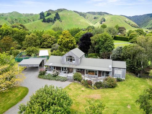 99 Settlement Road, Te Horo