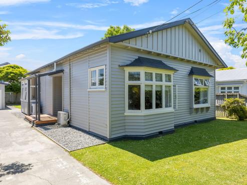 93 Malcolm Avenue, Beckenham