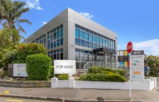 High Profile Office On Great South Road