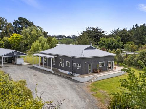 24 Clive Street, Halcombe
