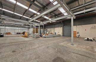 Versatile Industrial Warehouse