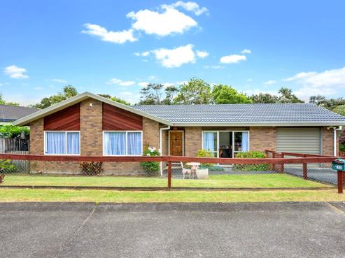 13 Jacinta Grove, Swanson