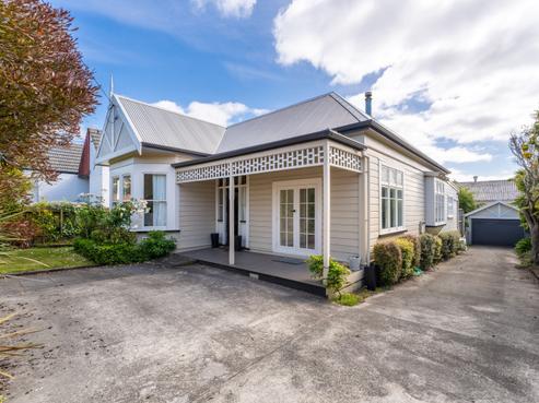 211 Forbury Road, Saint Clair