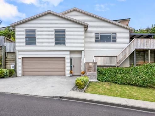 10 Speldhurst Grove, Stokes Valley