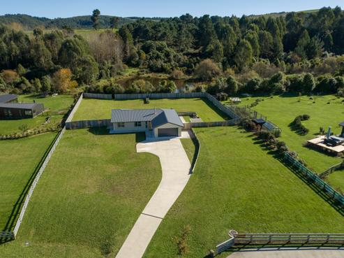 6 Kanuka Grove, Kinloch