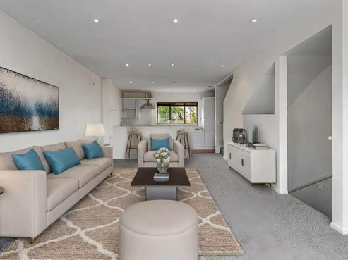 17/14 Ambrico Place, New Lynn