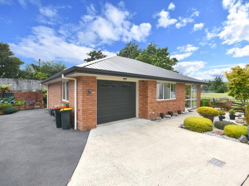12A Green Street, Mosgiel