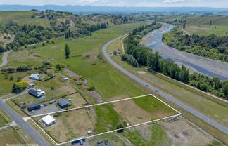 42 Pukeora Scenic Road, Waipukurau