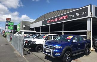 Ideal Showroom on High Profile Premises
