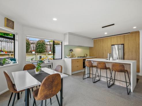 4 Maple Crescent, Whalers Gate