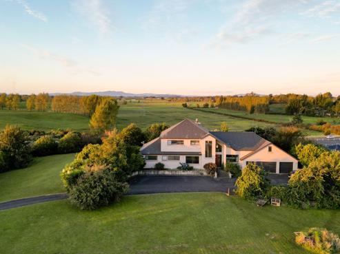 35 Borman Road, Huntington