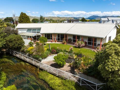 2 Clouston Gardens, Springlands